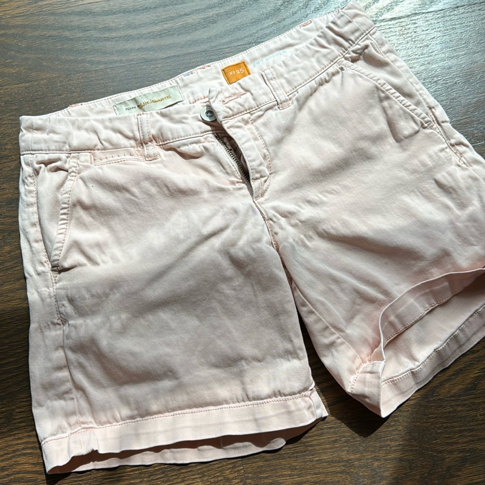 Pilcro and the letterpress Anthropologie shorts size 25 fit HYPHEN